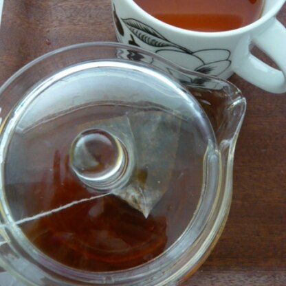 温かいお茶がぴったりの季節になってきましたね♪
はちみつ＋ジンジャーでぽっかぽかを目指します！ごちそうさまです♪